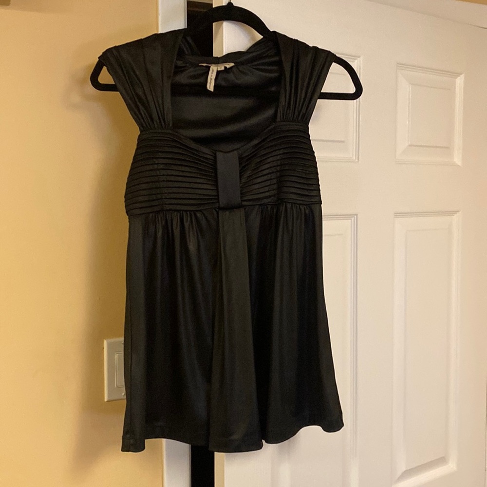 BCBG going out top